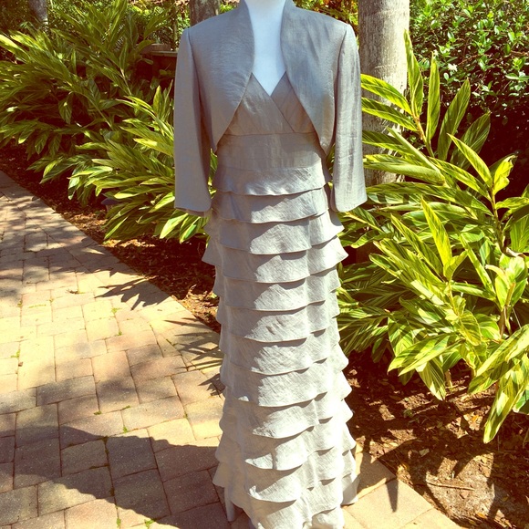 Portia and Scarlett's Shimmering Evening Gown: Embrace Elegance and Radiance